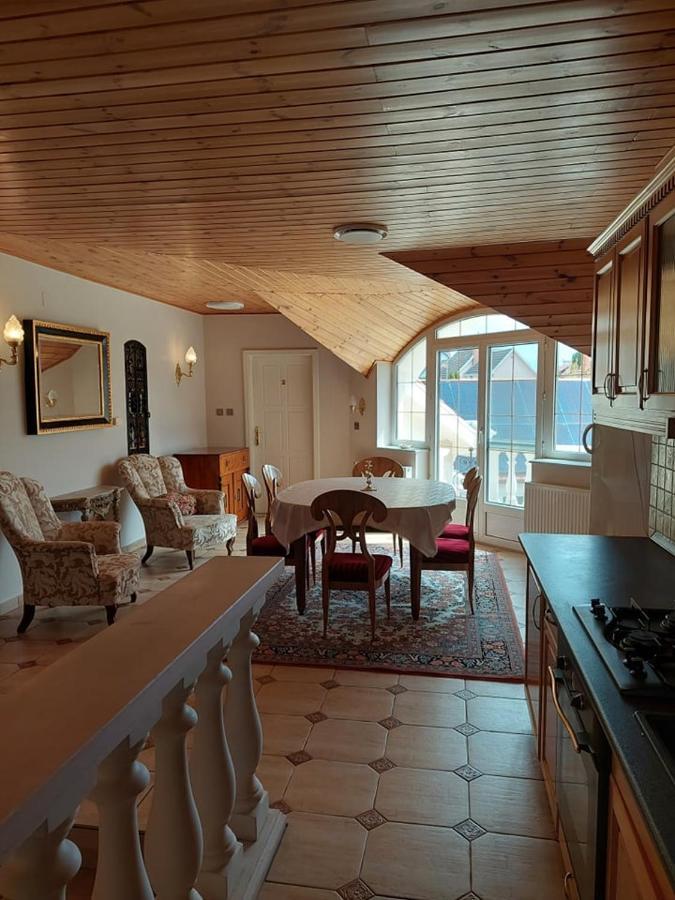 Apartamento Gombos Apartman Hajdúszoboszló Exterior foto