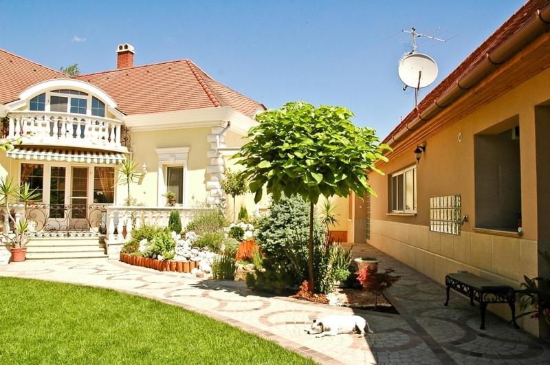 Apartamento Gombos Apartman Hajdúszoboszló Exterior foto