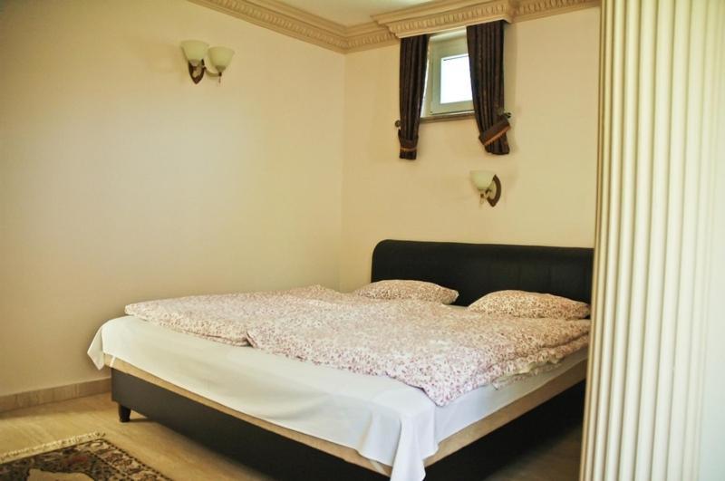 Apartamento Gombos Apartman Hajdúszoboszló Habitación foto
